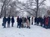 Студенты 1 курса физмата БГПУ возложили цветы возле Мемориальной доски в честь героев-подпольщиков и узников Минского гетто