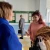 Поздравление сотрудниц физмата БГПУ с праздником весны